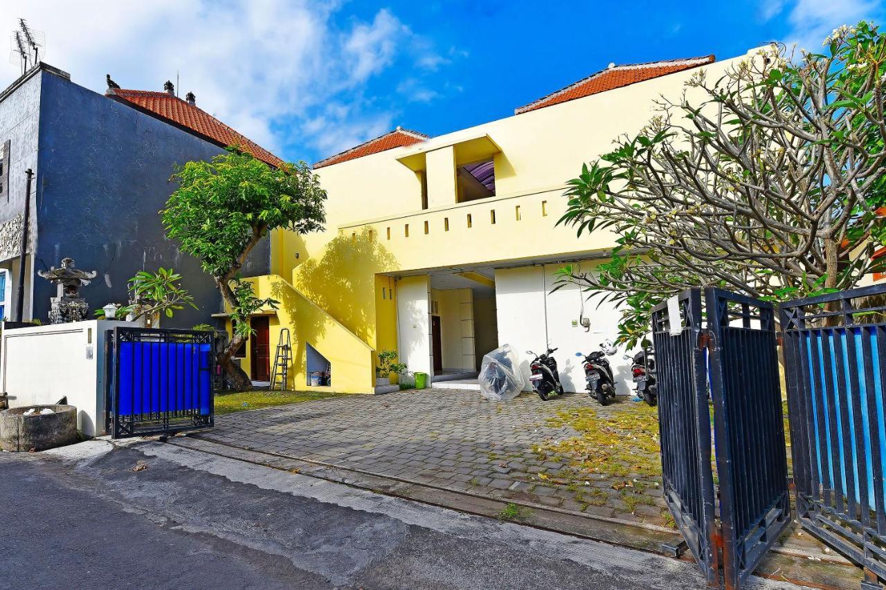 Oyo 91445 Sandat Guest House Denpasar Exterior foto