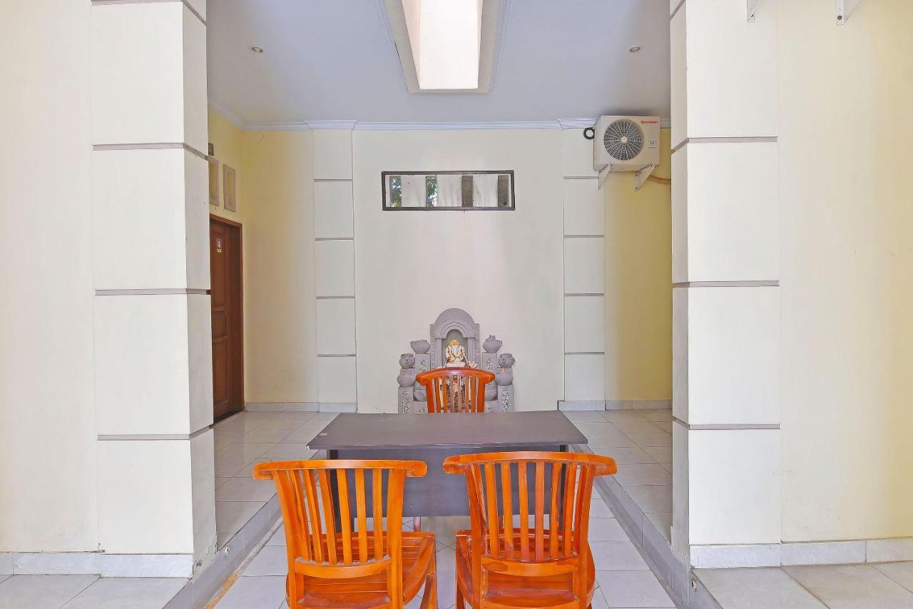 Oyo 91445 Sandat Guest House Denpasar Exterior foto